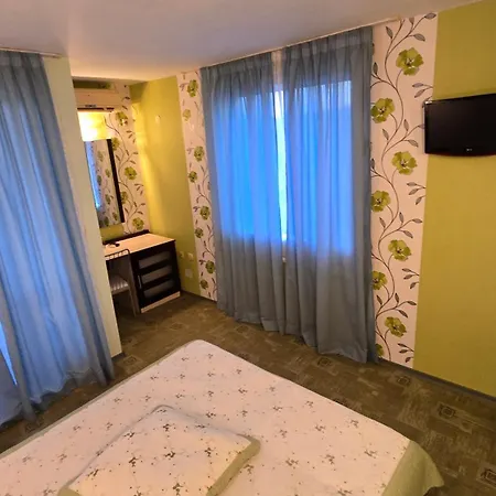 Excelsior Guest House