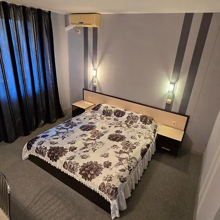 Къща за гости семеен екселсиор 3*