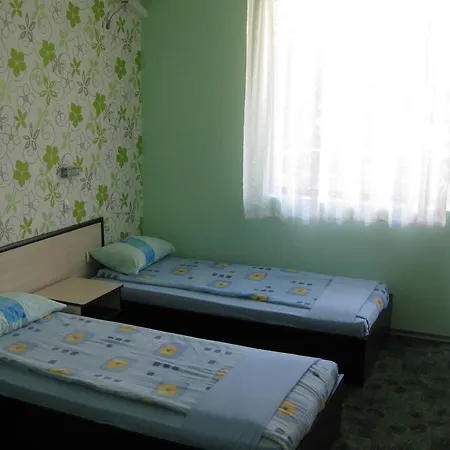 Affittacamere Excelsior Guest House Ravda
