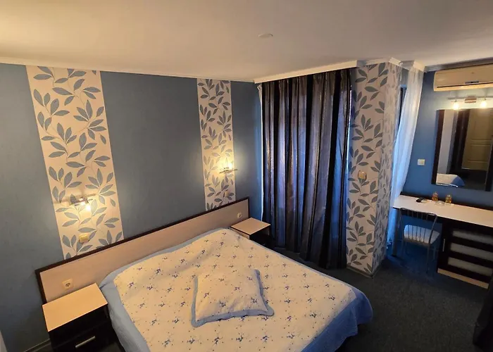 Къща за гости Excelsior Family