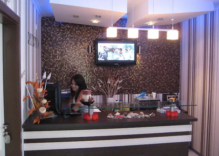 Къща за гости Excelsior Family Равда